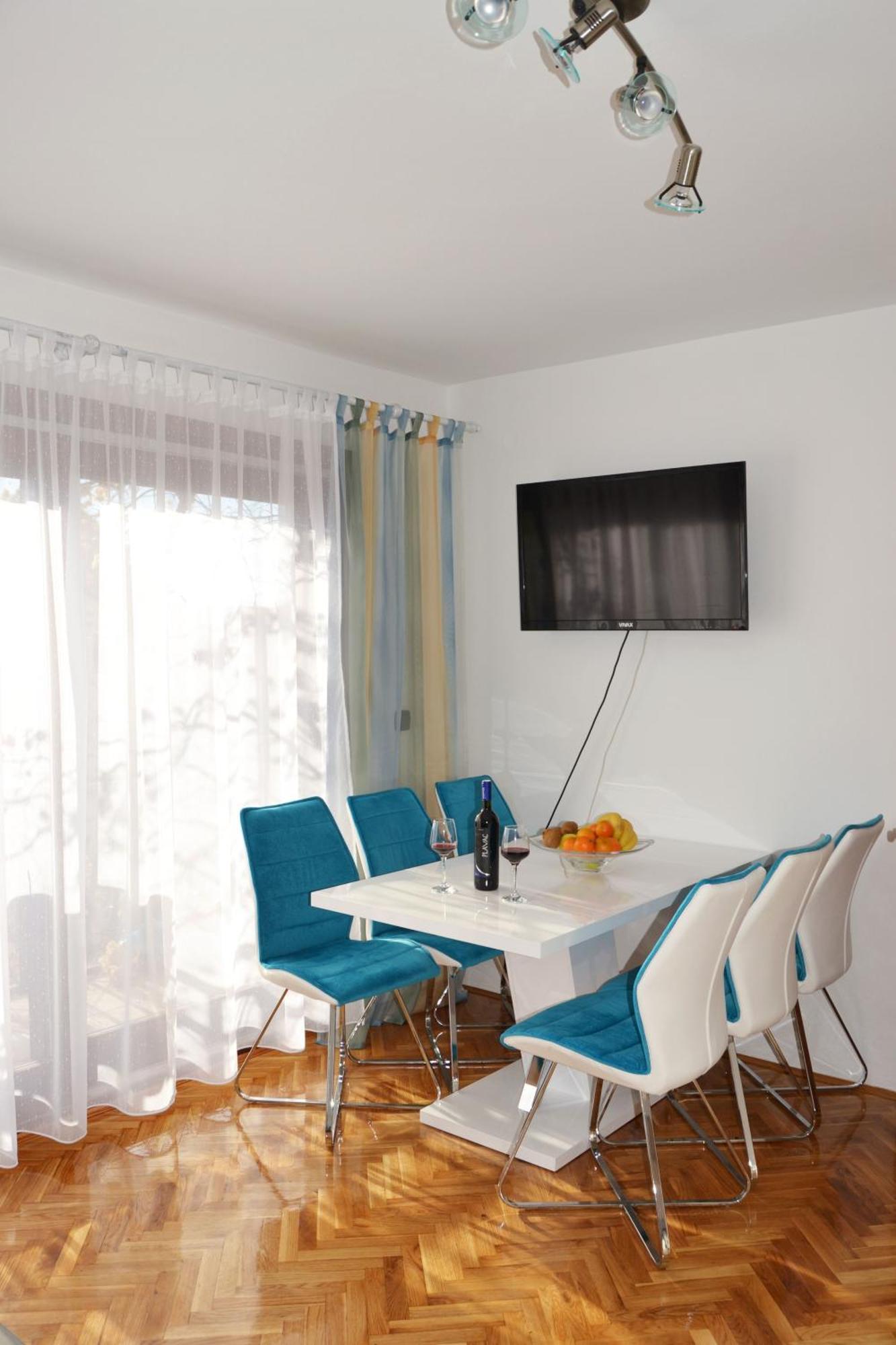 Apartments Mikulic Biograd Na Moru Pokoj fotografie